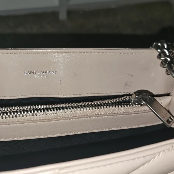 SAINT LAURENT Medium Monogram Loulou Puffer Bag - Picture 2 of 7